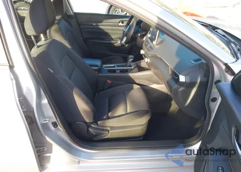 2019 Nissan Altima 2.5 S z USA, uszkodzony, nr VIN 1N4BL4BV4KC124392